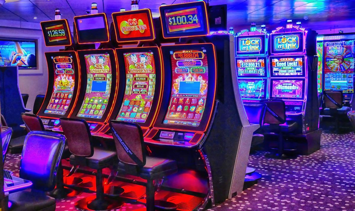 Exploring the Thrills of Online Slot Casinos