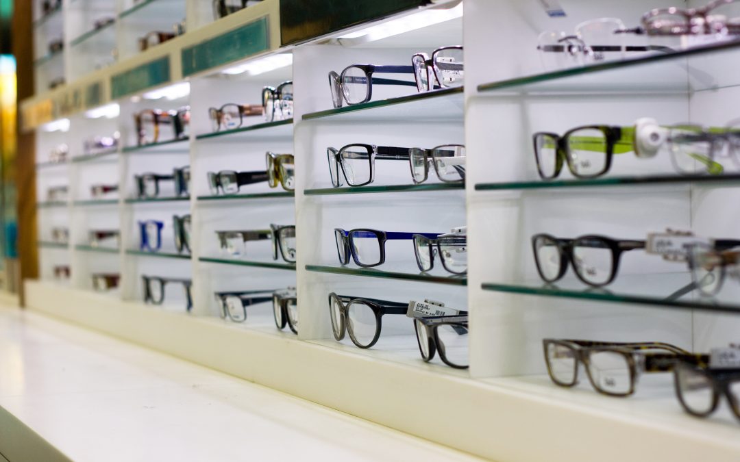 The Timeless Appeal of Eyeglasses: Fashion, Function, and Beyond